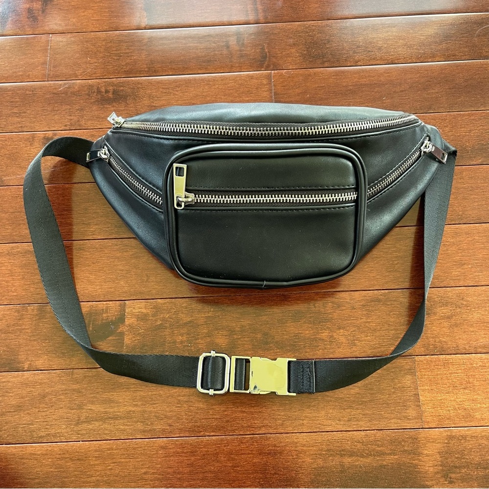 Forever 21 Black Belt Bag with Silver Accents